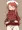 暑いのでスカート部分をぱたぱたさせて風をとりこむアティ先生