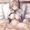 手をつなぐのは初めて