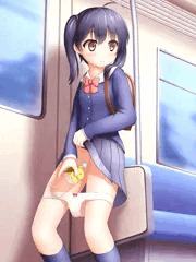 女の子とペットボトル