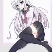 響ちゃんのニーソ足裏