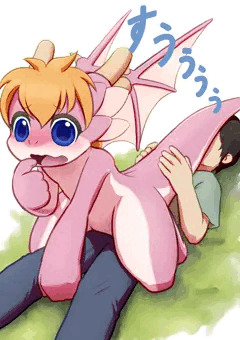 ロリドラちゃん尻尾吸い