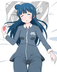 睡眠中に脱がされる善子