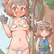 右側にちらつく大胆衣装