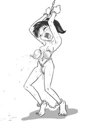 縄で拘束