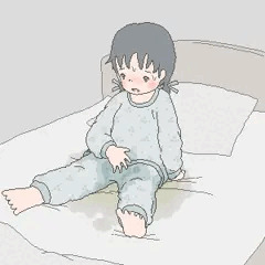 初水を夢より汲みし幼子よ