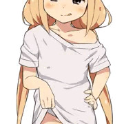 たくし上げる杏