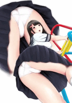 遊具で遊ぶ少女