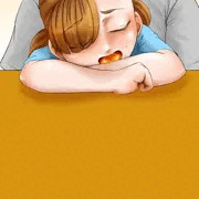 机の下で