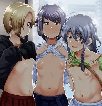 頼んだら乳見せてくれる142's