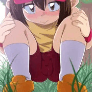 ジュンちゃんが草むらで