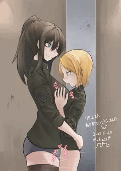 下着に興奮して素股するおねショタ