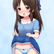 ありすちゃん、たくしあげ