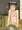 押し付けている娘