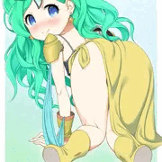 お尻見せちゃう