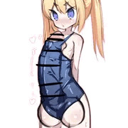 巨大ふたなりスク水