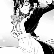 謎ポーズメイドさん