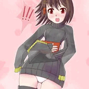 全身黒コーデの千体ちゃんでもパンツは白