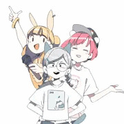 ちいかわグッズを普段着にする人々