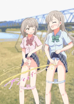 久川姉妹立ちション対決