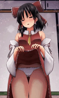 嫌な顔しながらパンツを見せてくれる霊夢さん