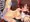 骨魔物に襲われ少女