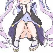 「…何してるんですか、へんたいふしんしゃさん」