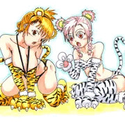 虎コス後輩と幼馴染の緊縛乳吸い