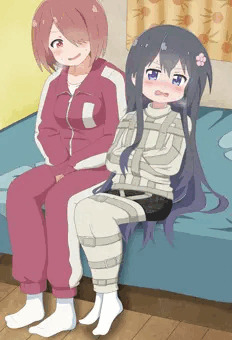 「お姉さん、なんか今日のコスプレいつもより変じゃないですか…？」