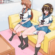 ハルヒをママの前で苛めるミクル