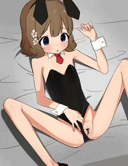 バニー桃子