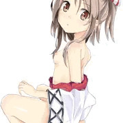 小さい横乳