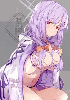 秤アツコ