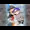 広場の片スミで。