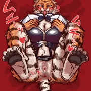卑猥な格好で卑猥なポーズ