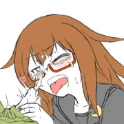 砲撃訓練のお手伝いをするもっちー