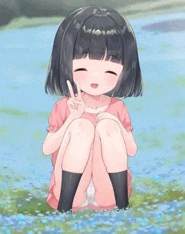 しゃがみパンチラ