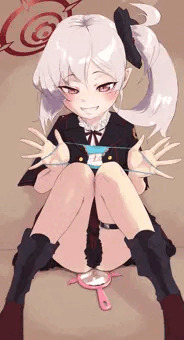 ムツキちゃんにパンツを見せてくれるようにお願いしてみた