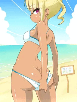 恥ずかしがりながら食い込んだ水着を直す