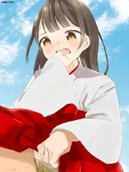 もらしちゃった巫女さん