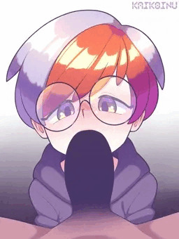 極太サンドイッチをもぐもぐするボタンちゃん