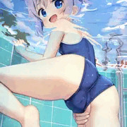 プールでこっそり見せてくれるチノちゃん