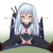 見つめる響ちゃん