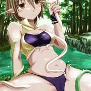 蛇娘に甘噛み。