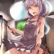 朝ごはんが出来ると裸エプロンで起こしに来てくれる妖夢
