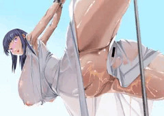 吊り下げ巨乳娘