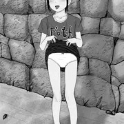 あっかんべーをしながらパンツ見せる女児