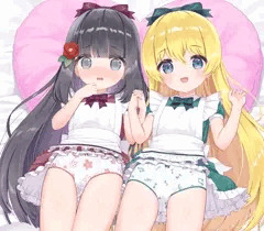 寝そべりパンチラ