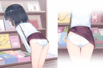 鞄にスカートが引っかかってぱんつ丸出しになっちゃった子