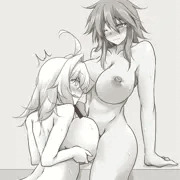胸でしずめてあげようと奮闘するうちの子