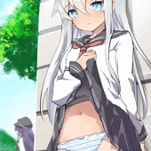 響こっそりたくし上げ